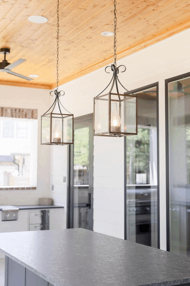 Baton Rouge Beauty Bevolo